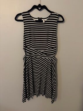 Black & White Striped Sleeveless Fit-and-Flare Dress with cut outs on the side